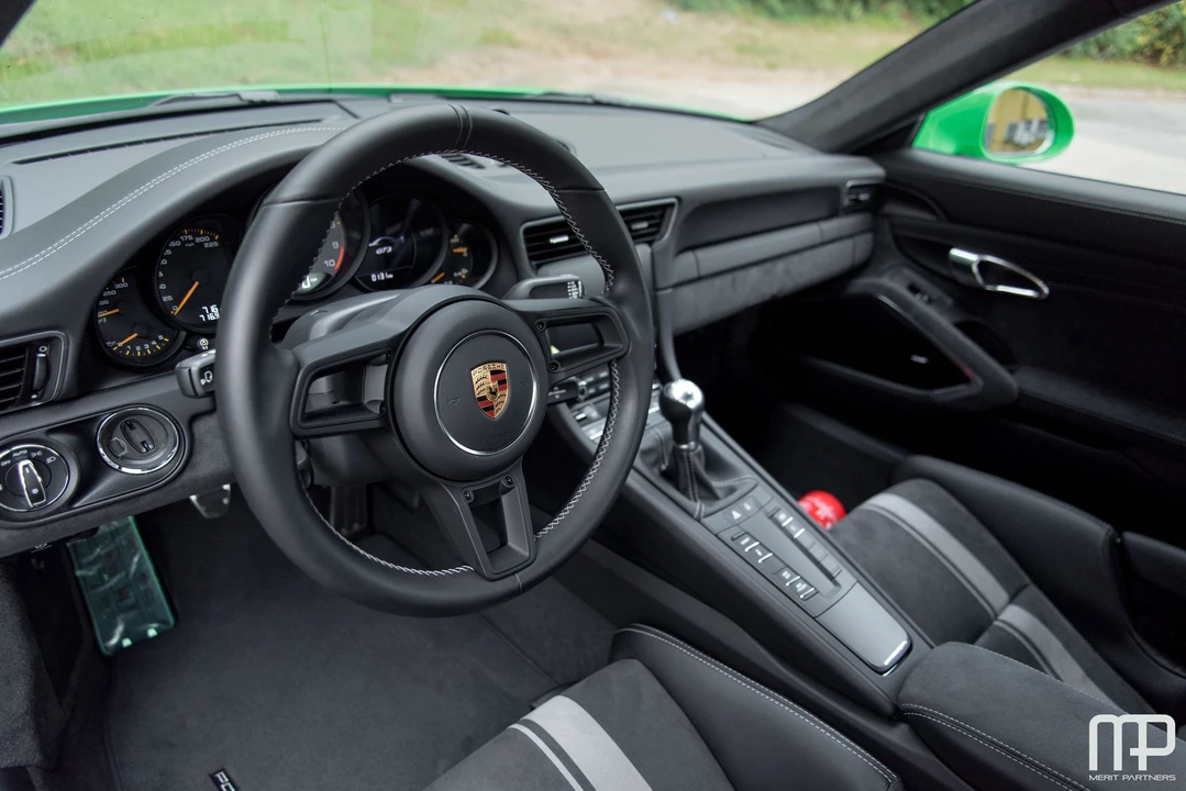 2018 Porsche 991 GT3 - Image 19 of 31