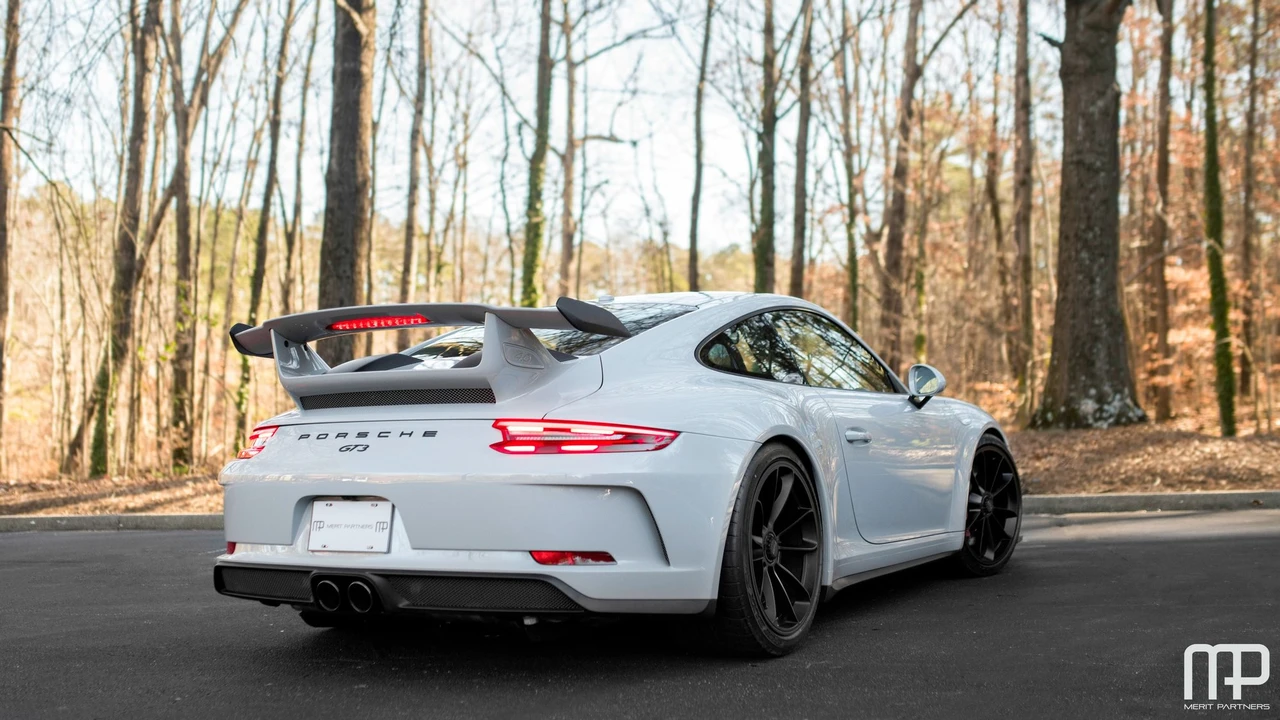2018 Porsche 991 GT3 - Image 10 of 31