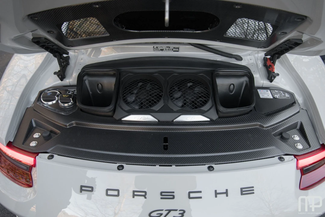 2018 Porsche 991 GT3 - Image 30 of 31