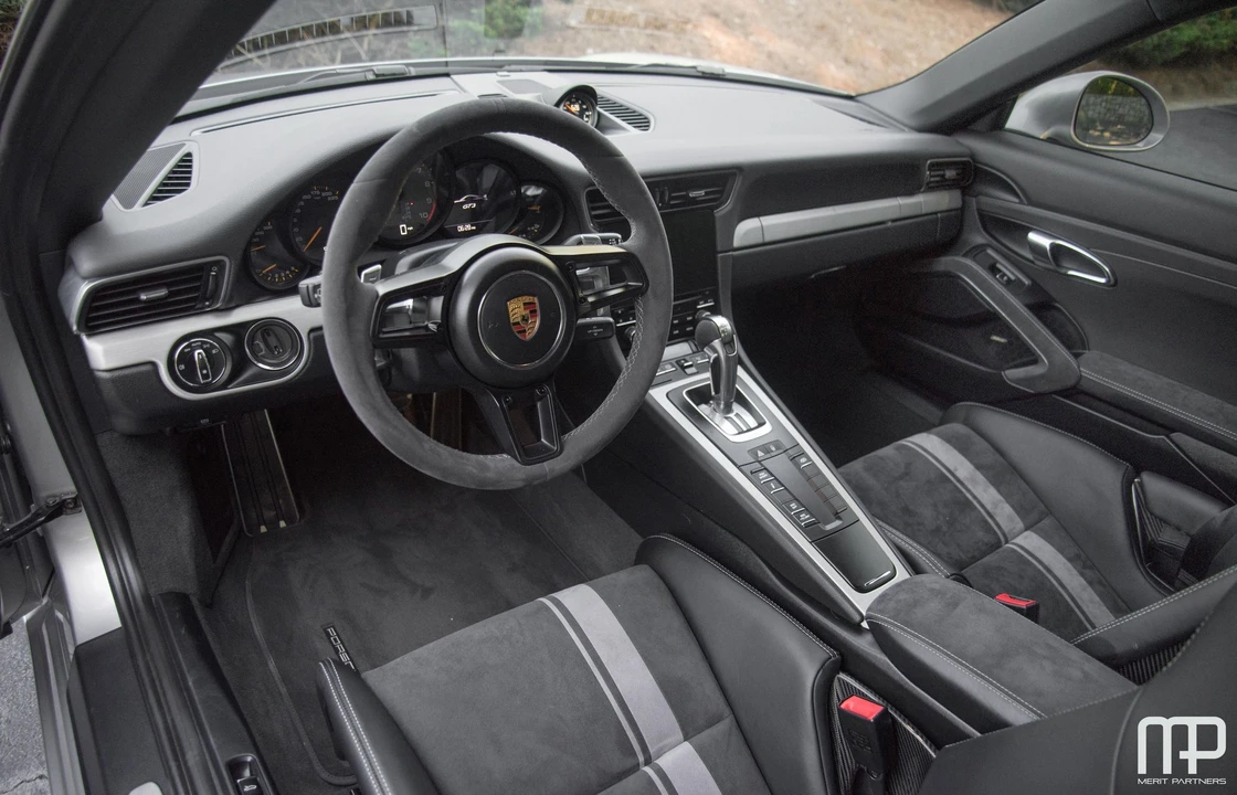 2018 Porsche 991 GT3 - Image 16 of 31