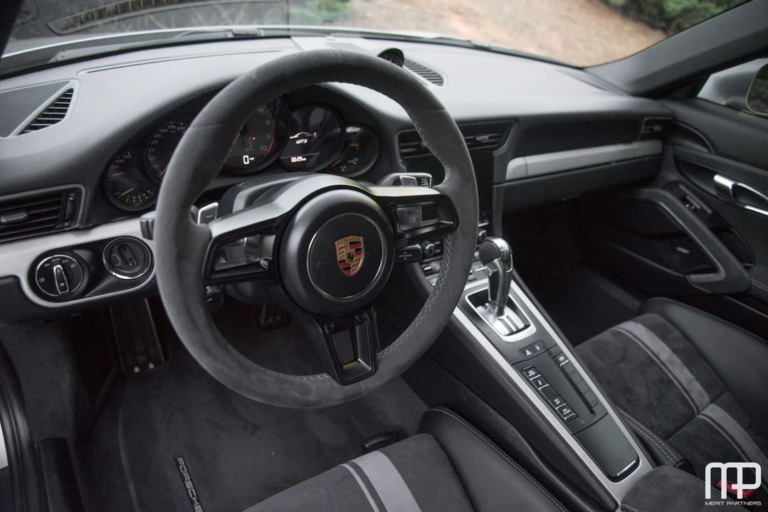 2018 Porsche 991 GT3 - Image 17 of 31