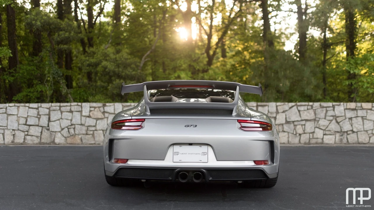 2018 Porsche 991 GT3 - Image 12 of 31