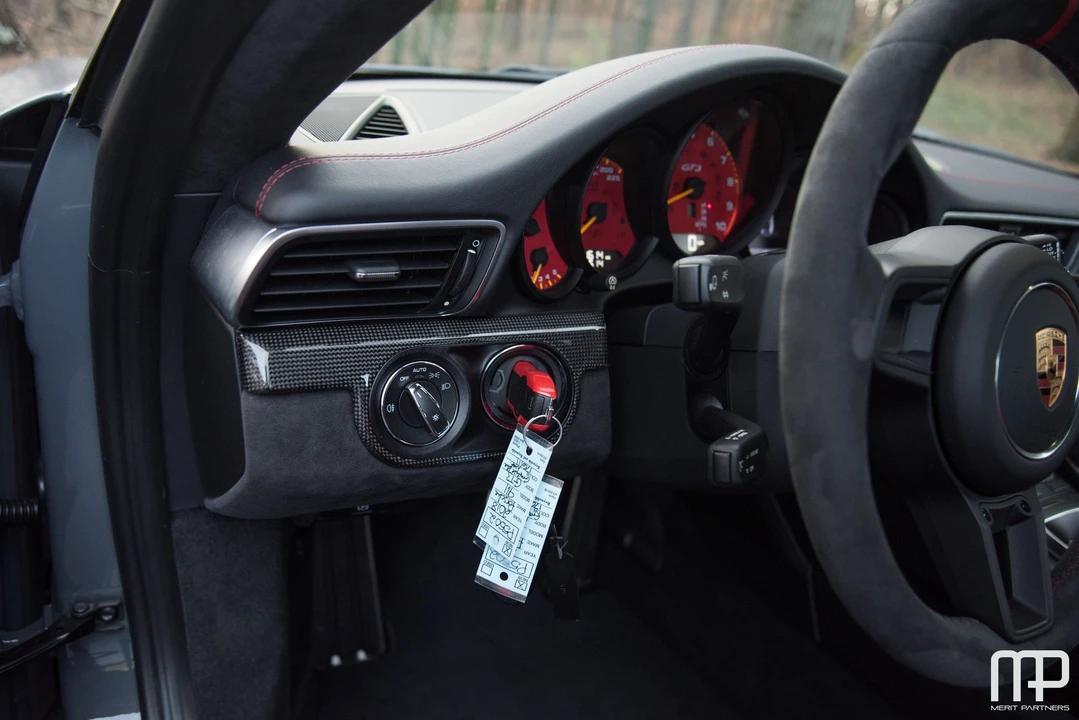 2018 Porsche 991 GT3 - Image 19 of 31