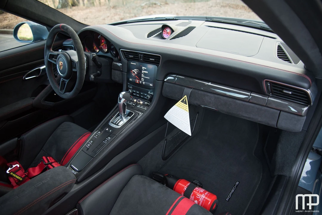 2018 Porsche 991 GT3 - Image 27 of 31