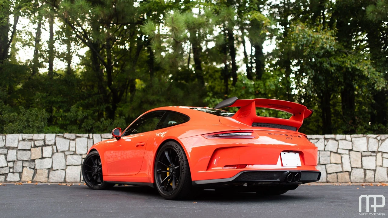 2018 Porsche 991 GT3 - Image 12 of 31