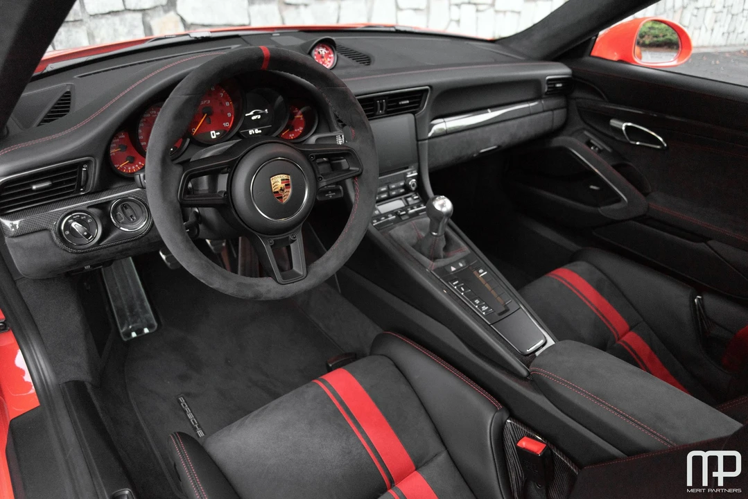 2018 Porsche 991 GT3 - Image 14 of 31