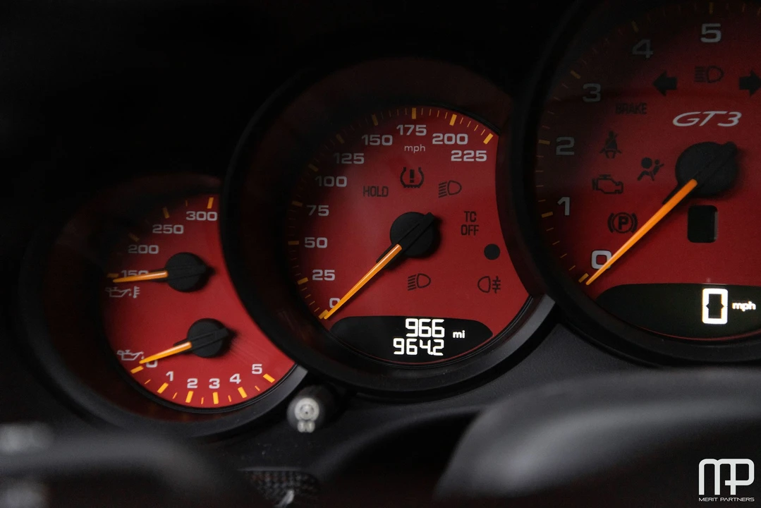2018 Porsche 991 GT3 - Image 17 of 31