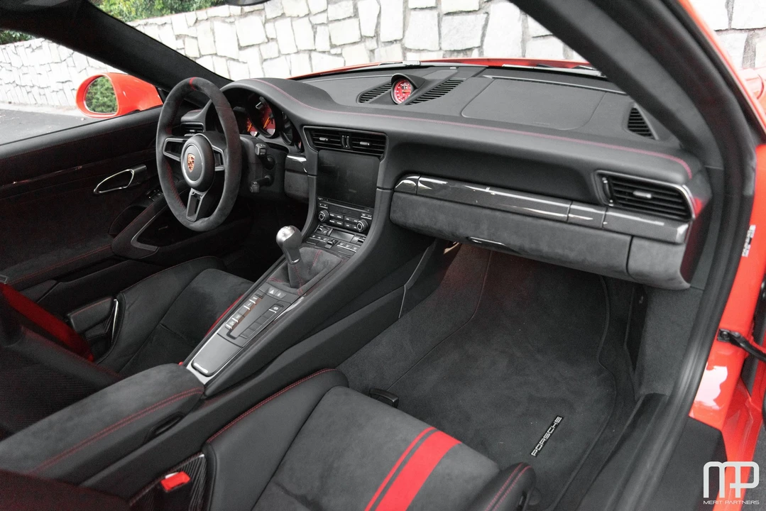 2018 Porsche 991 GT3 - Image 19 of 31