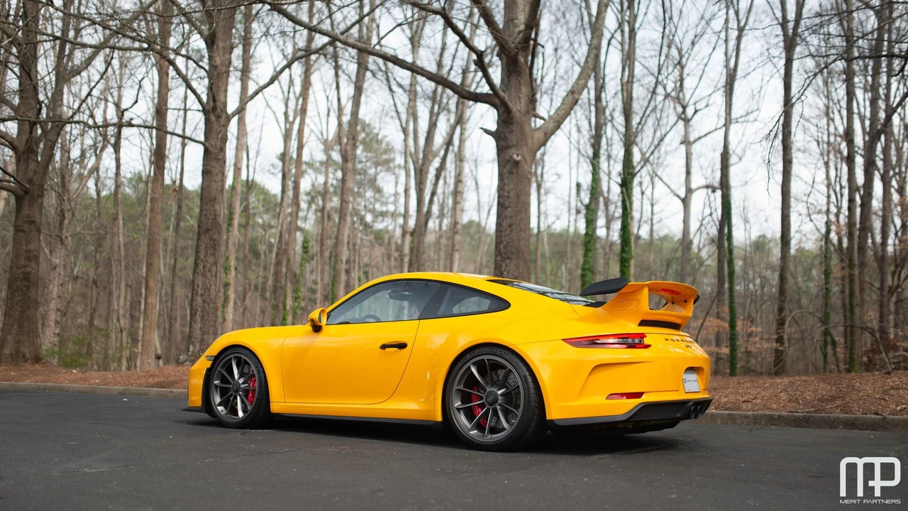 2018 Porsche 991 GT3 - Image 17 of 31