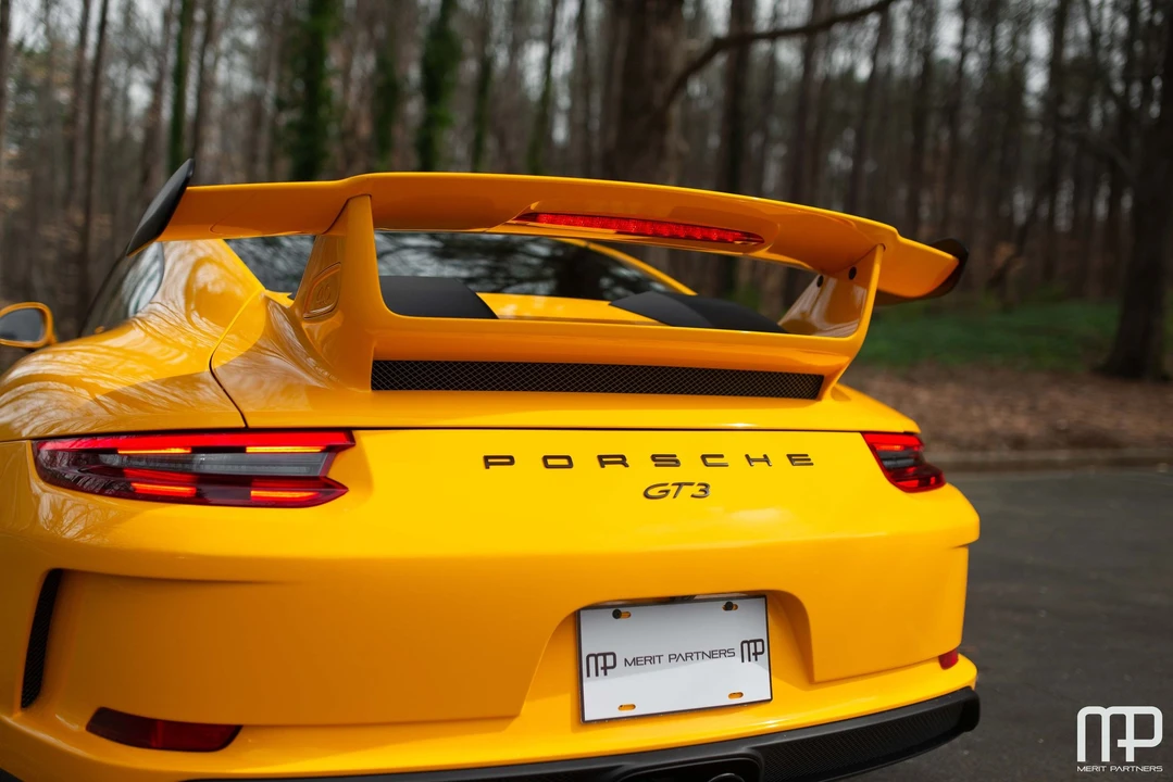 2018 Porsche 991 GT3 - Image 13 of 31