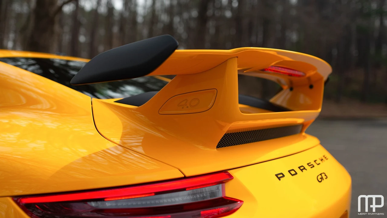 2018 Porsche 991 GT3 - Image 14 of 31
