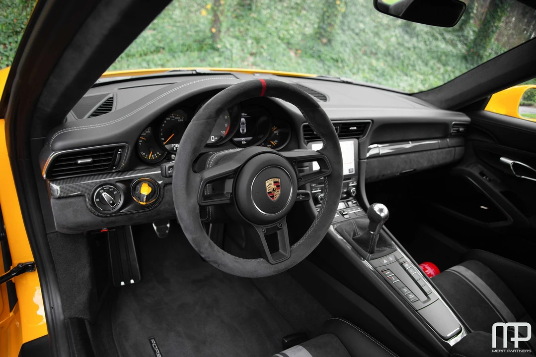 2018 Porsche 991 GT3 - Image 19 of 31