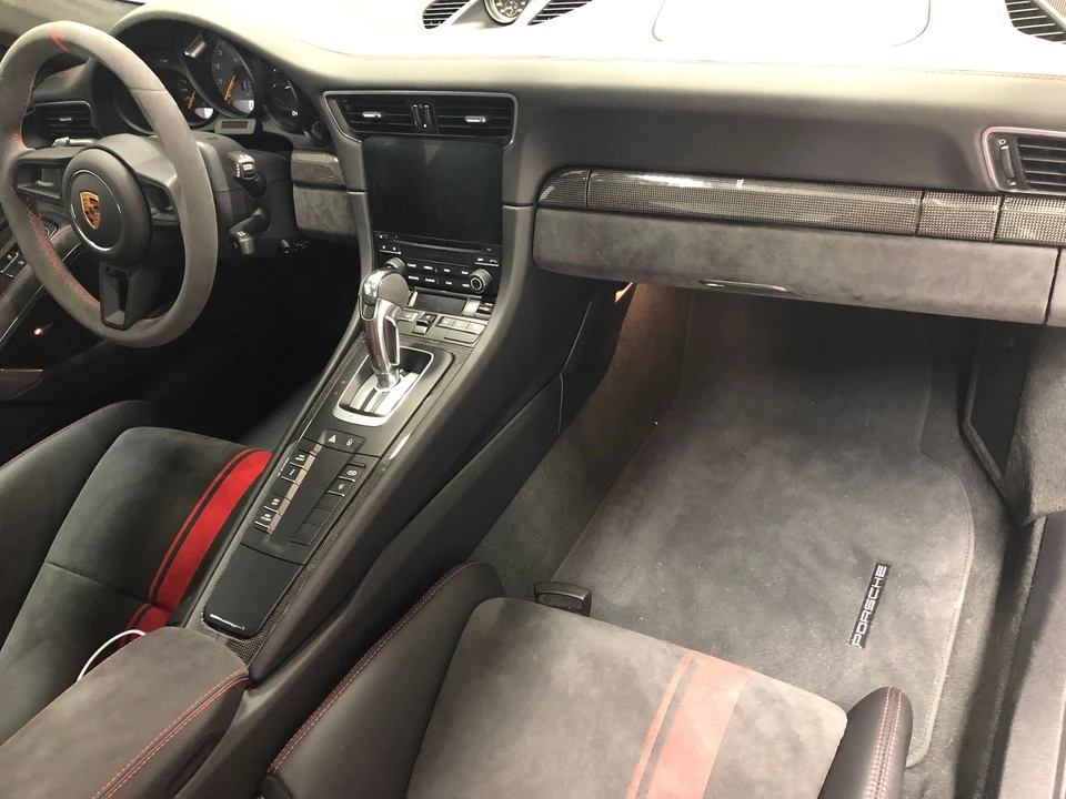 2018 Porsche 991 GT3 - Image 5 of 6
