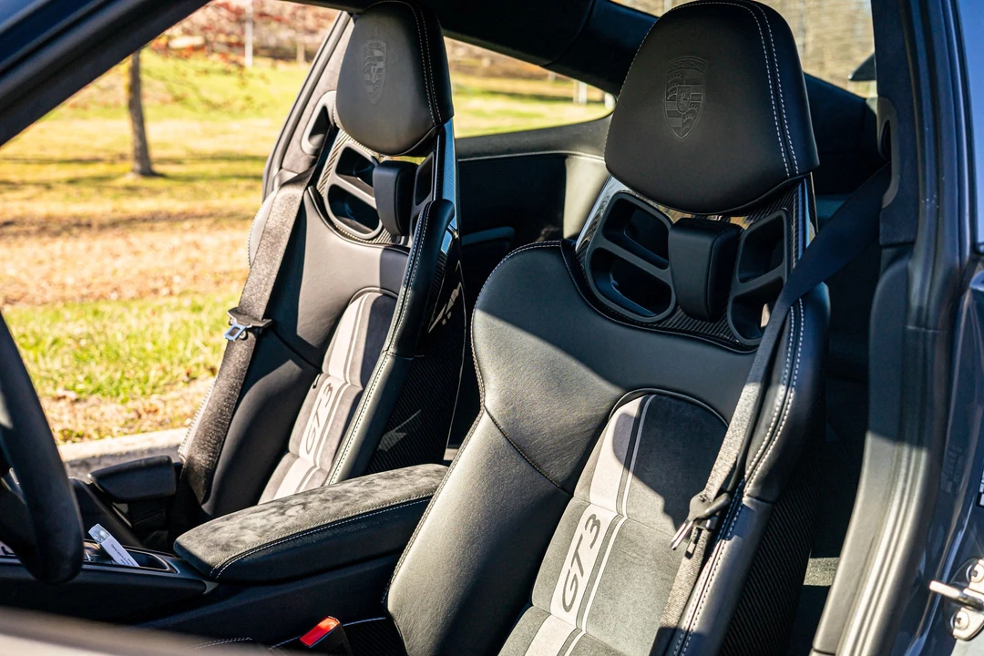 2018 Porsche 991 GT3 - Image 17 of 18