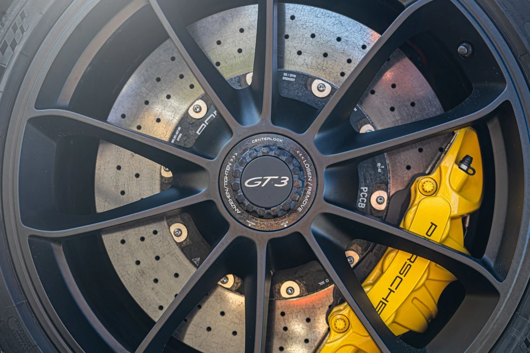 2018 Porsche 991 GT3 - Image 12 of 18
