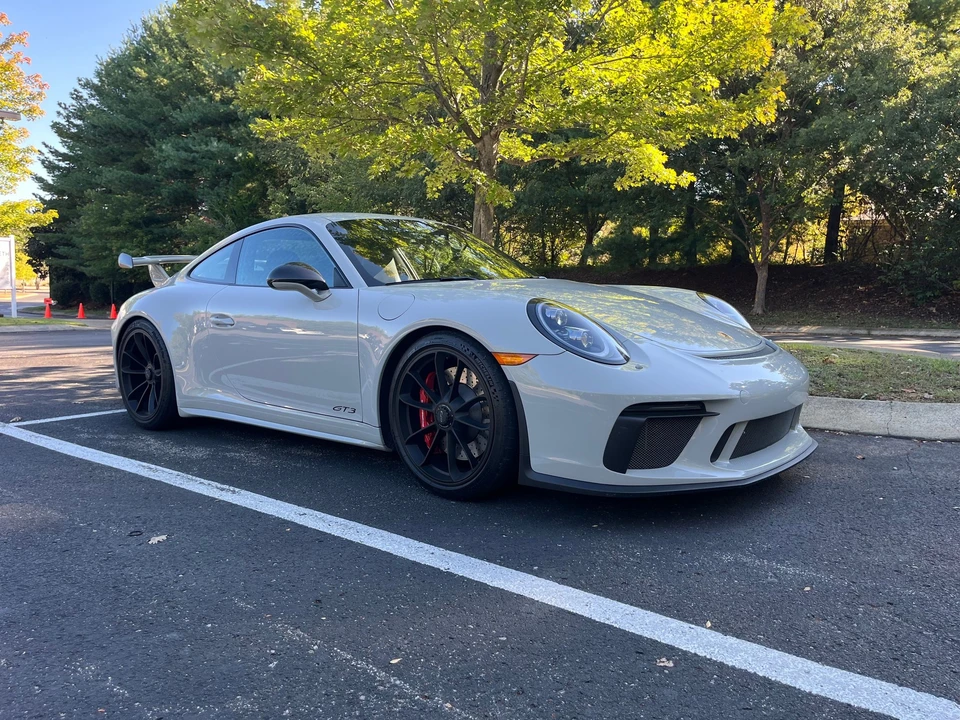 2018 Porsche 991 GT3 - Image 2 of 3