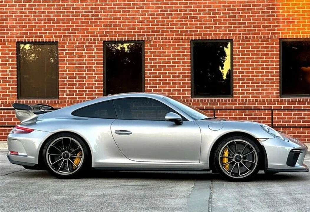 2018 Porsche 991 GT3 - Image 4 of 16