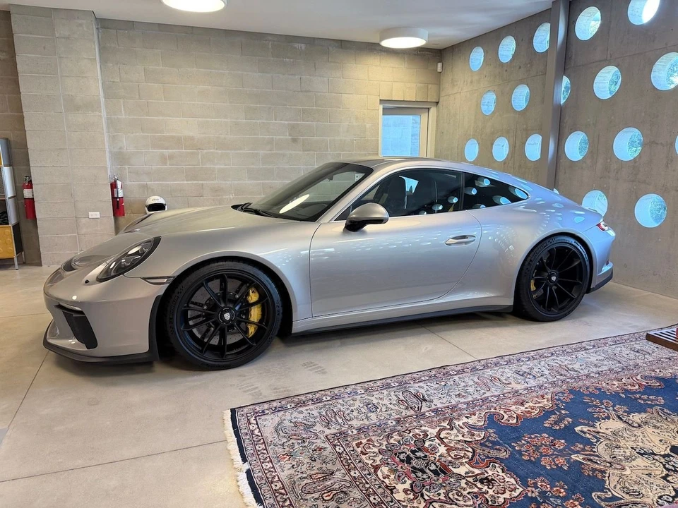 2018 Porsche 991 GT3 - Image 2 of 6