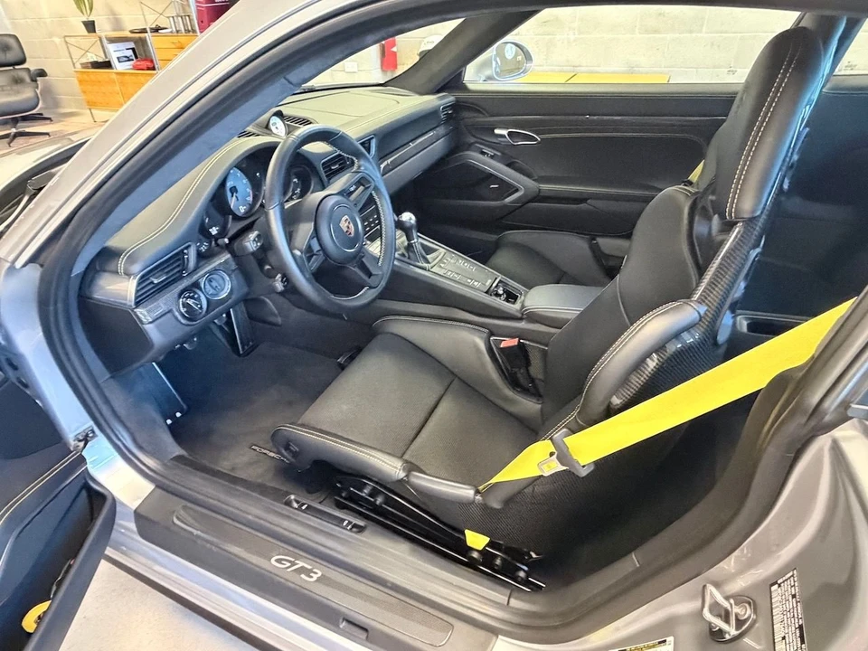 2018 Porsche 991 GT3 - Image 6 of 6
