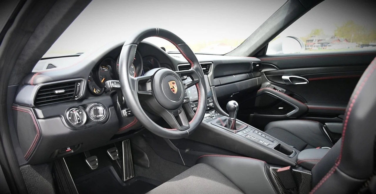 2018 Porsche 991 GT3 - Image 4 of 5