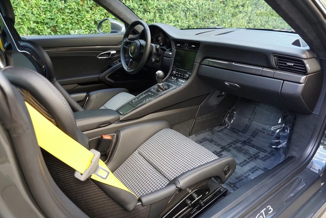2018 Porsche 991 GT3 - Image 4 of 8