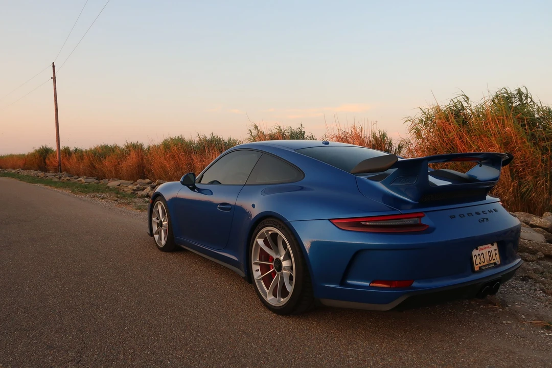 2018 Porsche 991 GT3 - Image 2 of 3