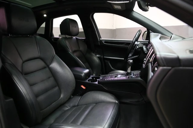 2018 Porsche Macan GTS - Image 13 of 21