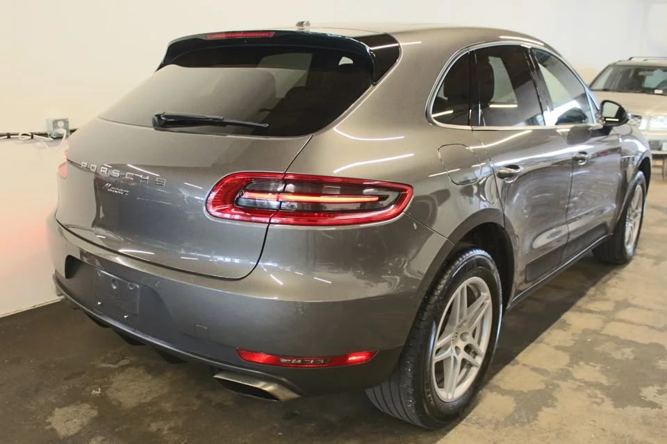 2018 Porsche Macan - Image 4 of 11