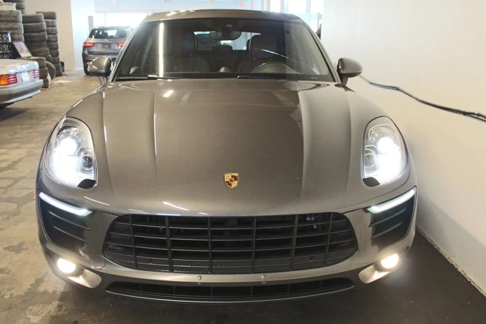 2018 Porsche Macan - Image 3 of 11