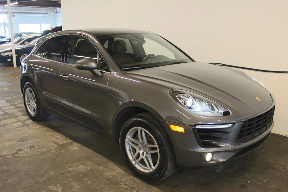 2018 Porsche Macan - Image 2 of 11