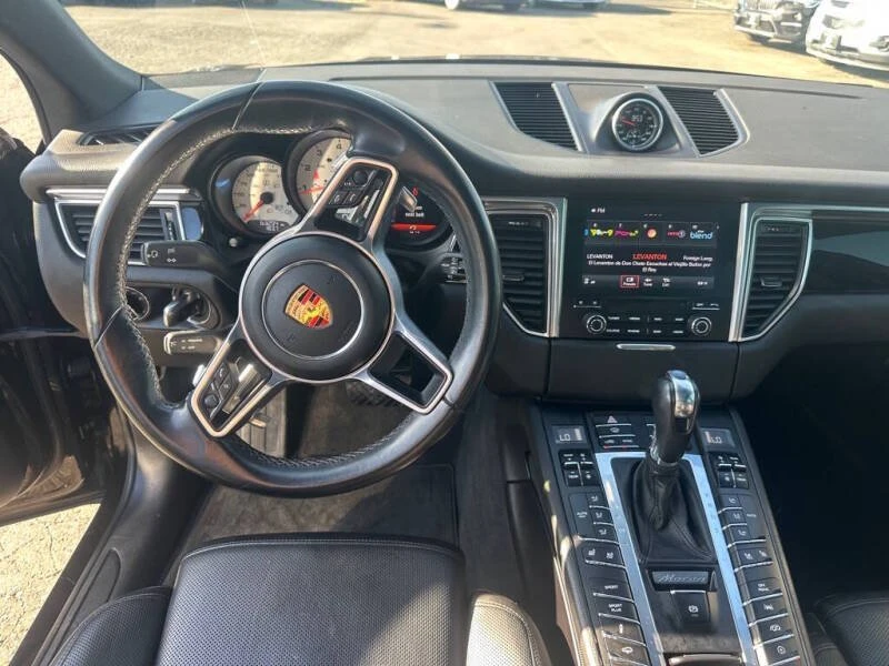 2018 Porsche Macan - Image 9 of 9