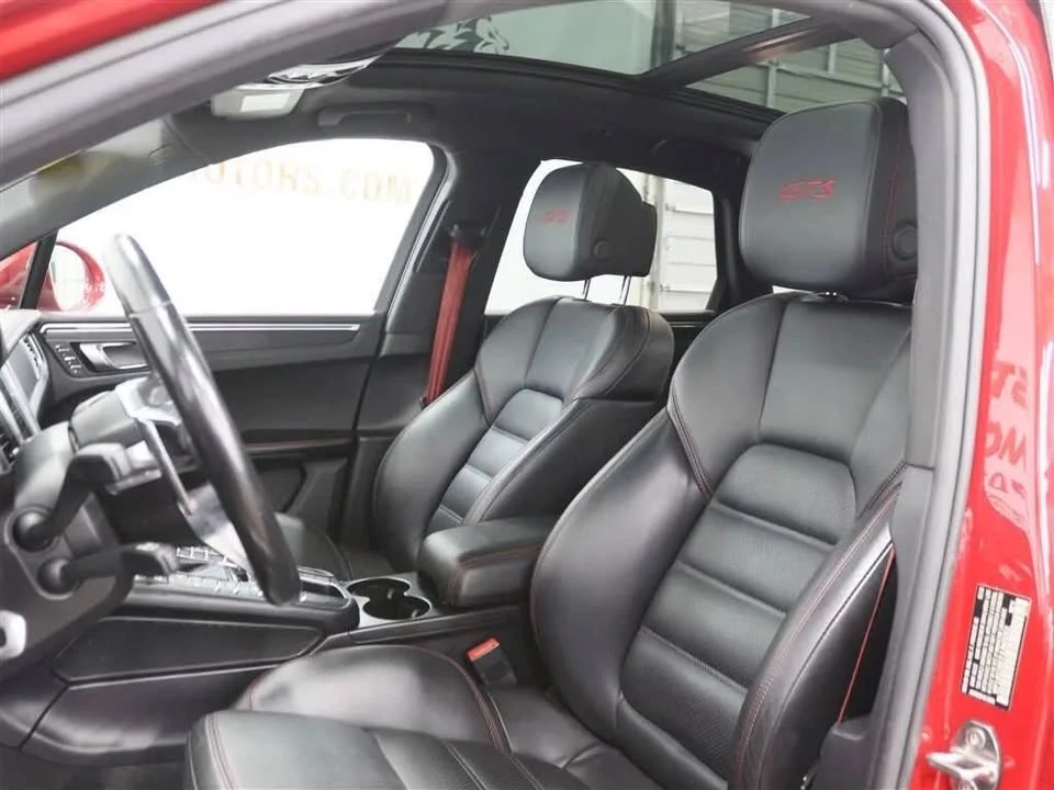 2018 Porsche Macan GTS - Image 8 of 20