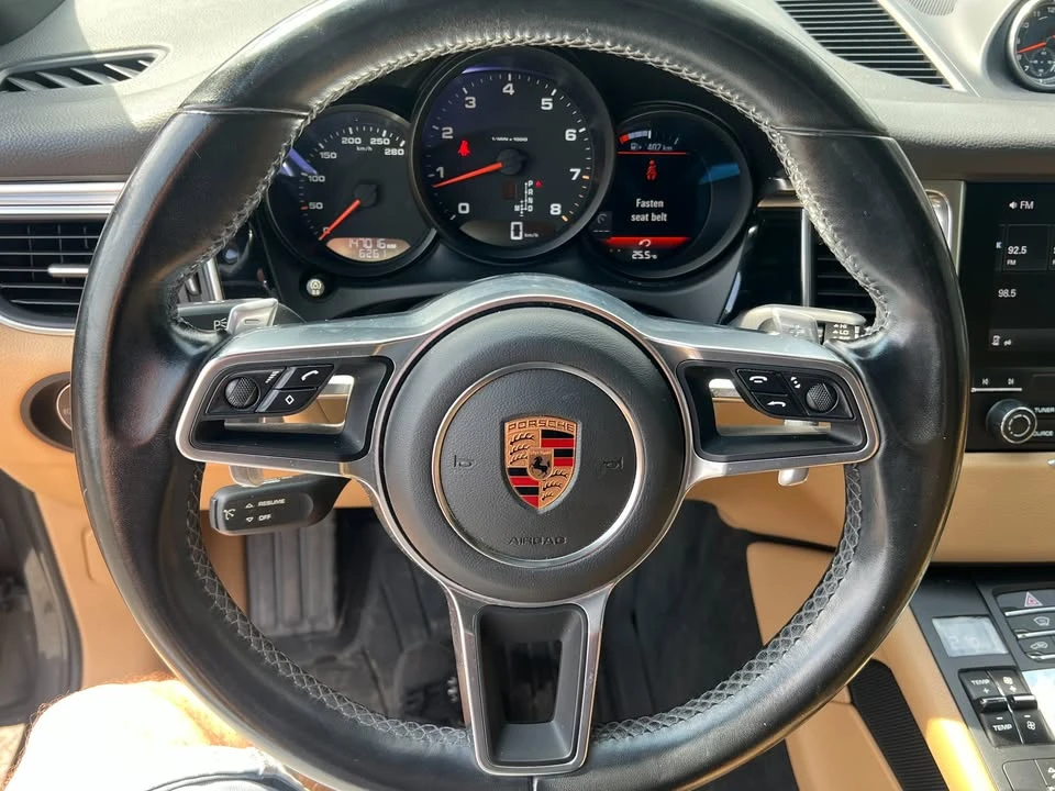 2018 Porsche Macan - Image 6 of 17