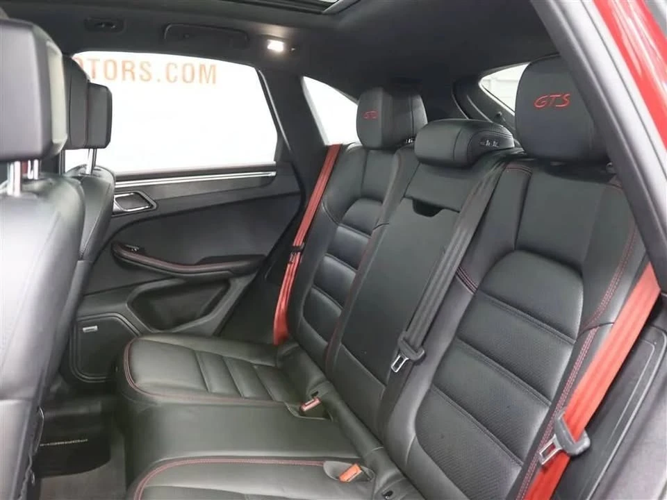 2018 Porsche Macan - Image 8 of 19
