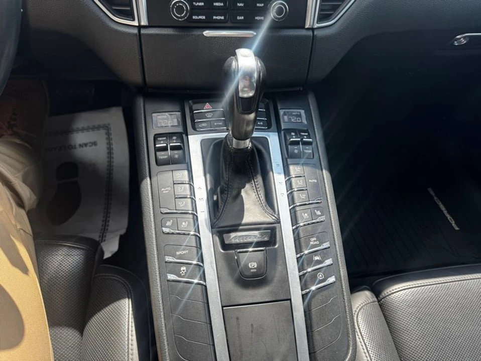 2018 Porsche Macan - Image 3 of 18