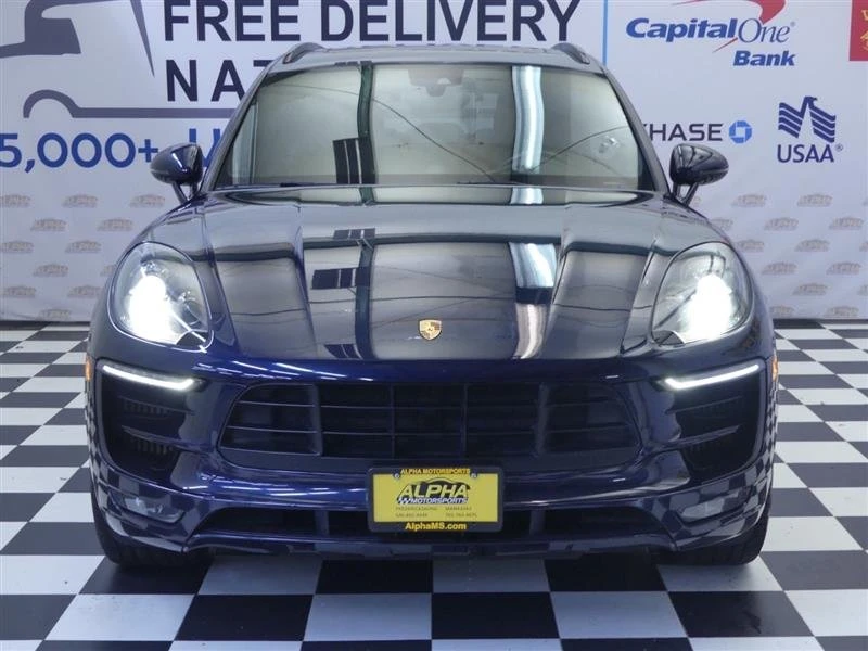 2018 Porsche Macan - Image 2 of 10