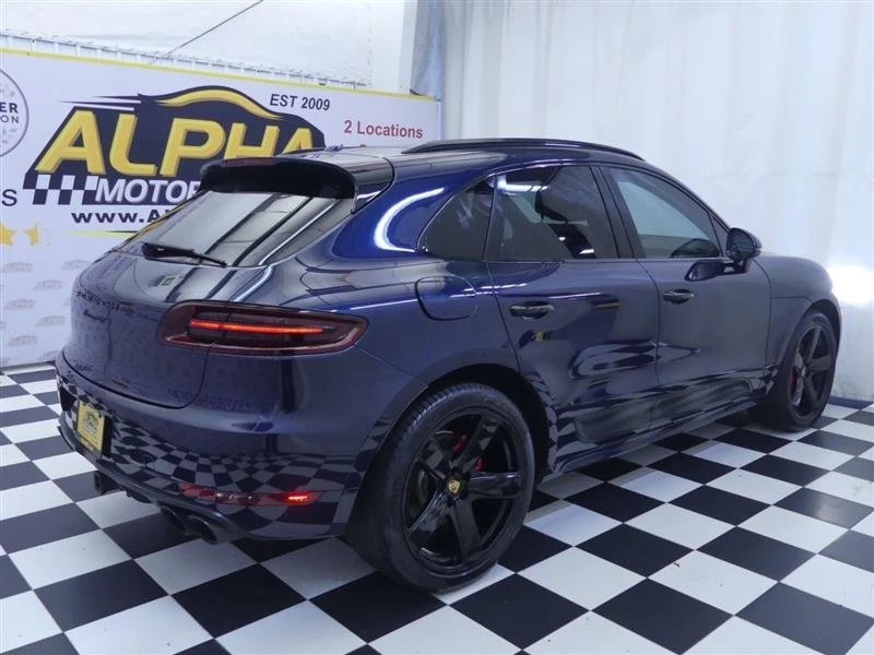 2018 Porsche Macan - Image 7 of 10