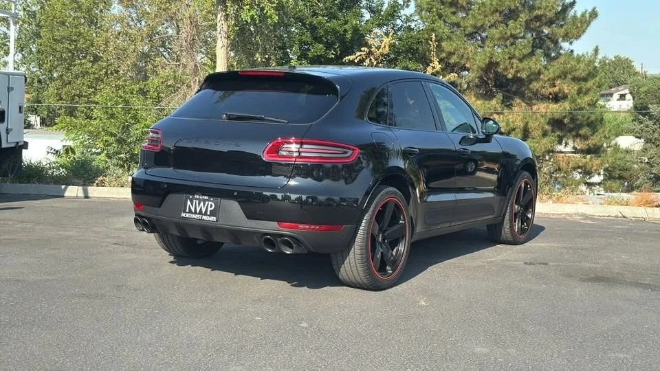 2018 Porsche Macan - Image 8 of 18