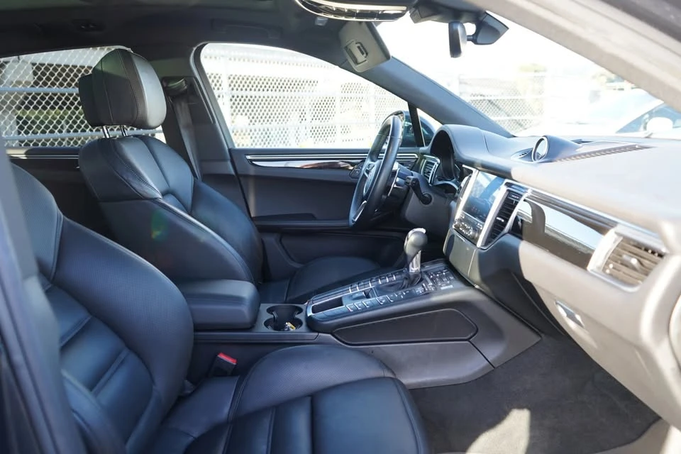 2018 Porsche Macan S - Image 14 of 20