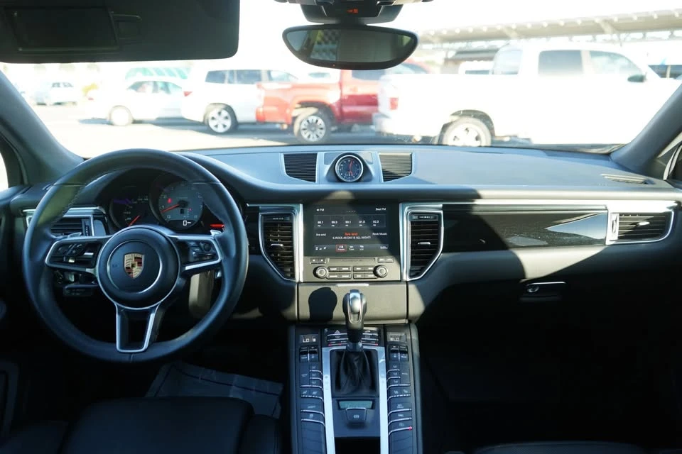 2018 Porsche Macan S - Image 11 of 20