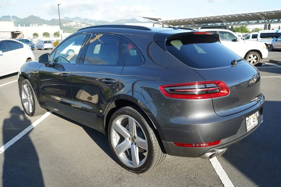 2018 Porsche Macan S - Image 17 of 20
