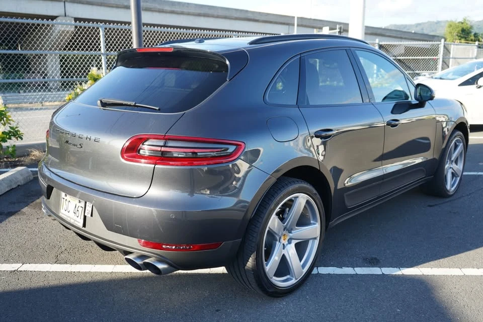 2018 Porsche Macan S - Image 16 of 20