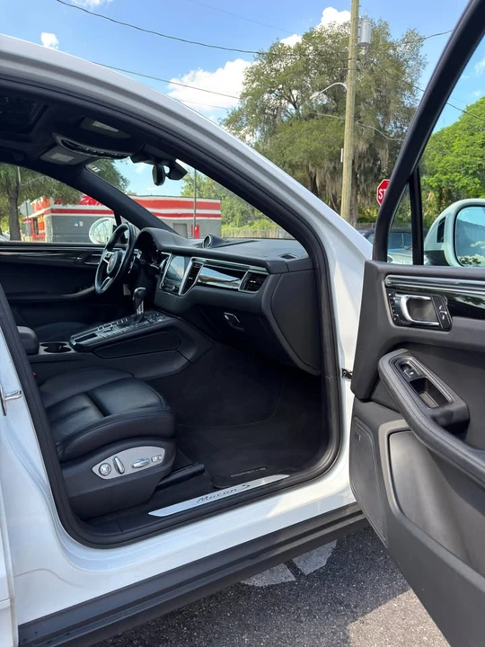 2018 Porsche Macan S - Image 14 of 20