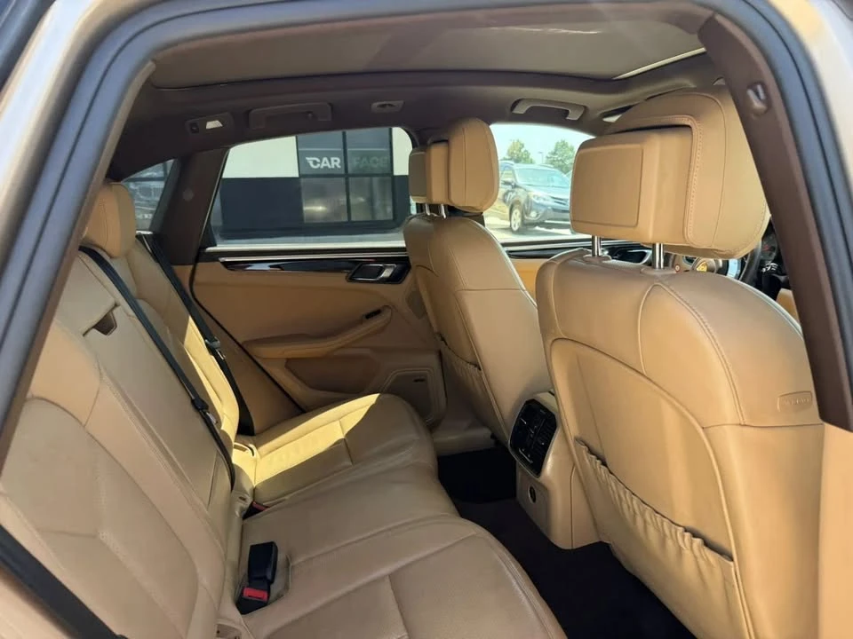2018 Porsche Macan S - Image 11 of 20