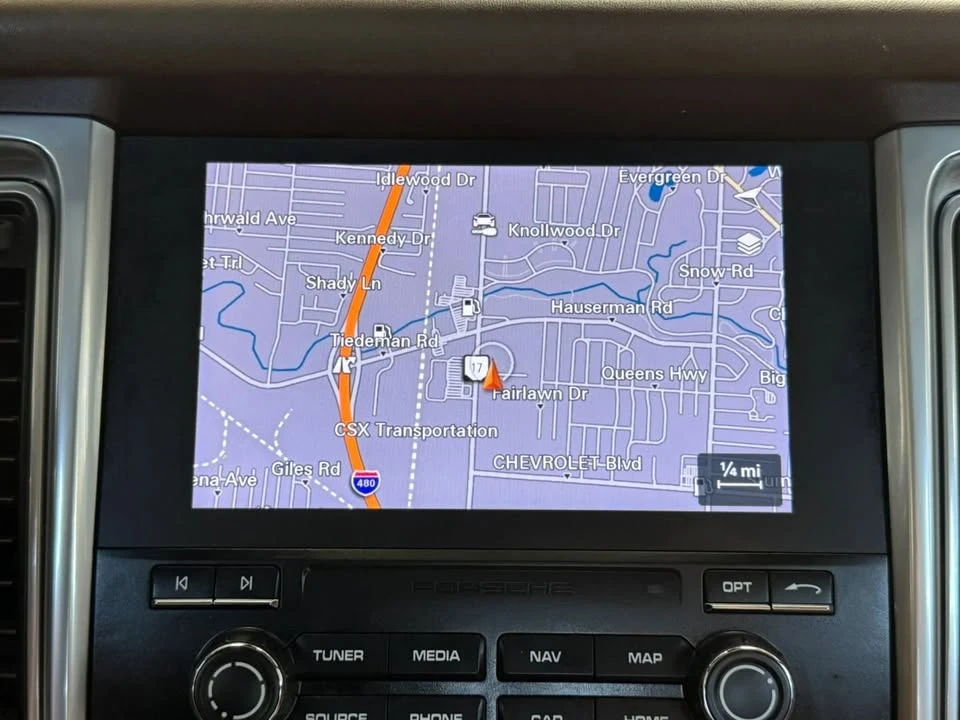 2018 Porsche Macan S - Image 16 of 20