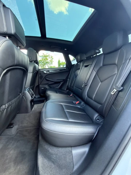 2018 Porsche Macan S - Image 19 of 20
