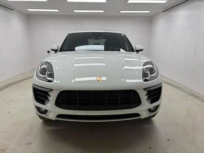 2018 Porsche Macan - Image 6 of 15
