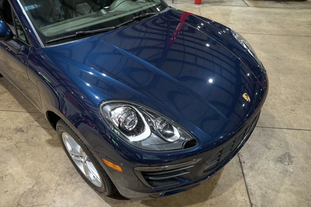 2018 Porsche Macan - Image 18 of 31
