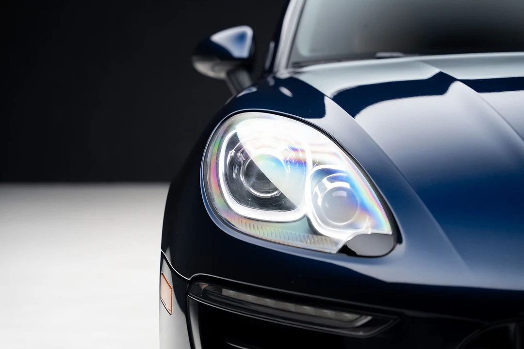 2018 Porsche Macan - Image 9 of 31