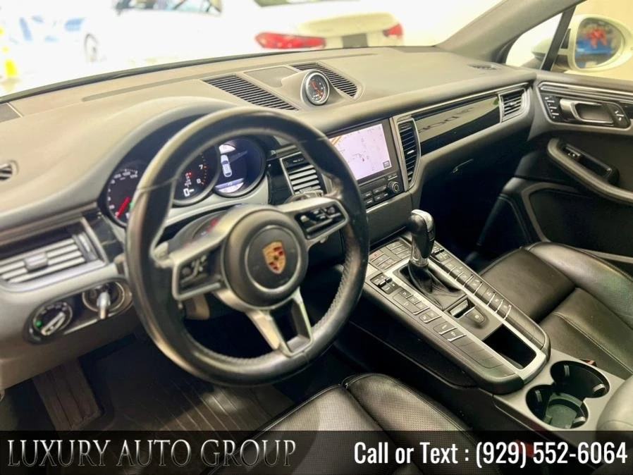 2018 Porsche Macan - Image 19 of 19
